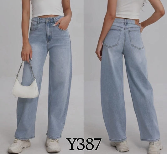 ART:Y387 | JEANS LEGGERMENTE A OVETTO